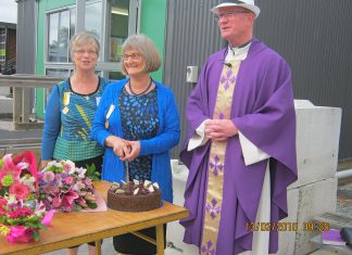 25 years of service bring papal award