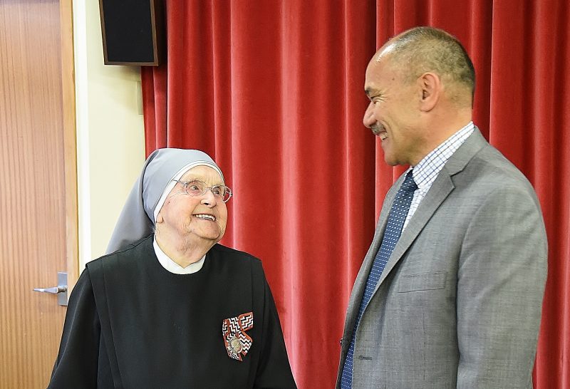 General Sir Gerry Mateparae visits Sr Marie, centre, at Sacred Heart Home and Hospital, Dunedin. Photo credit: Government House
