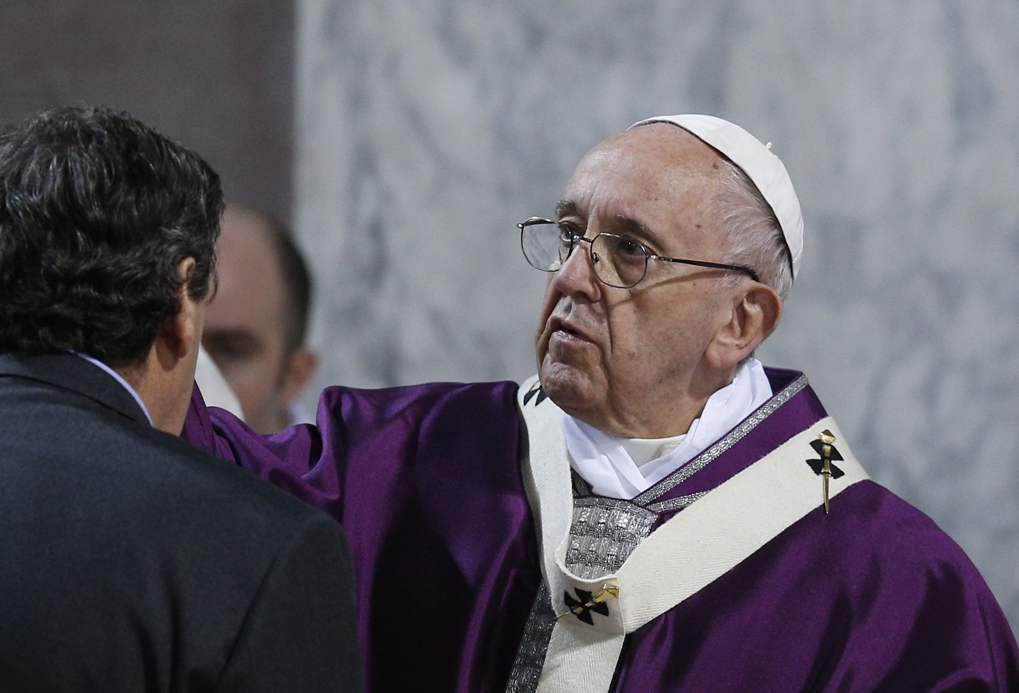 Pope: Lent breathes life into world asphyxiated by sin